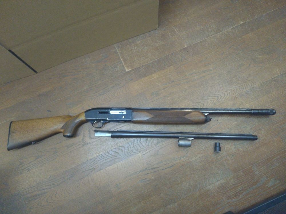 「ベレッタ　A300　NIKKO製OEM　替え銃身付　可変チョーク」のメイン画像