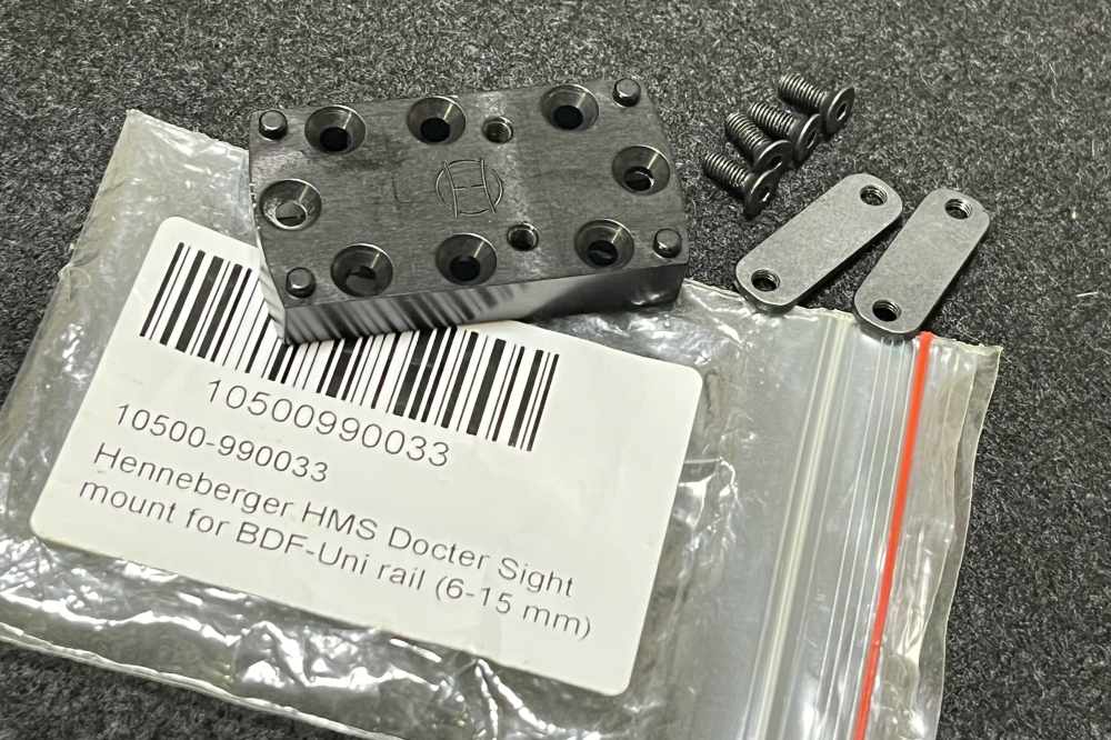 「レミントン870 リブ銃身用ダットサイトマウント」のメイン画像