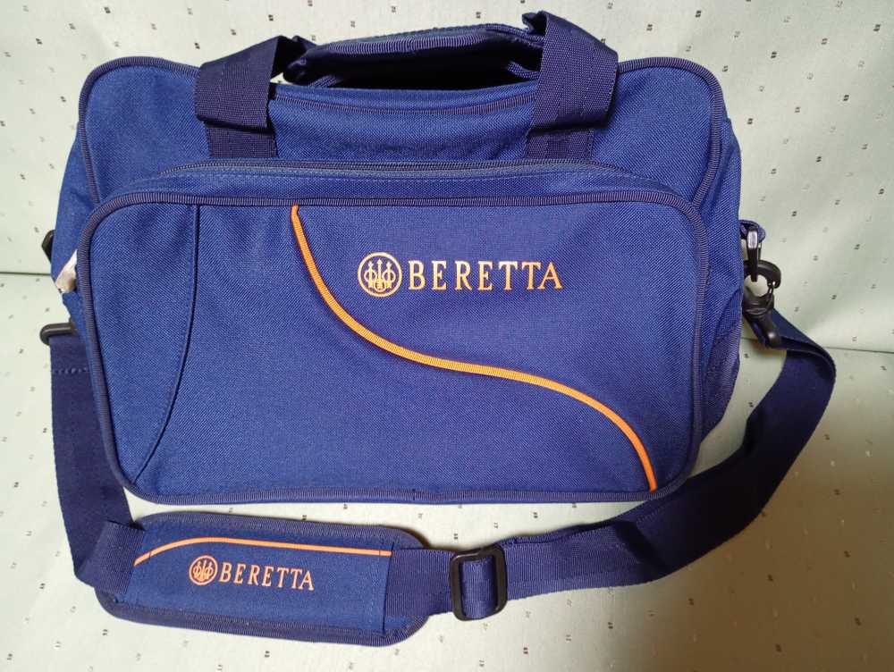 「【新品】BERETTAレンジバッグ」のメイン画像