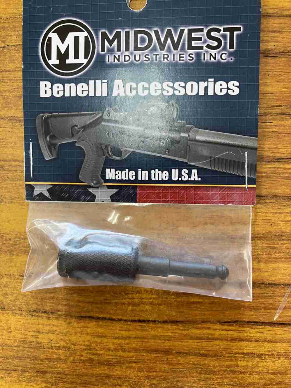 「 Benelli M4 Extended Charging Handl」のメイン画像
