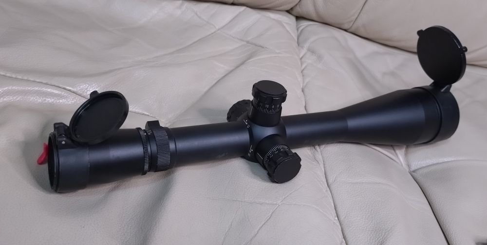 「リューポルドVARI-Ⅲ　8.5-25X50」のメイン画像